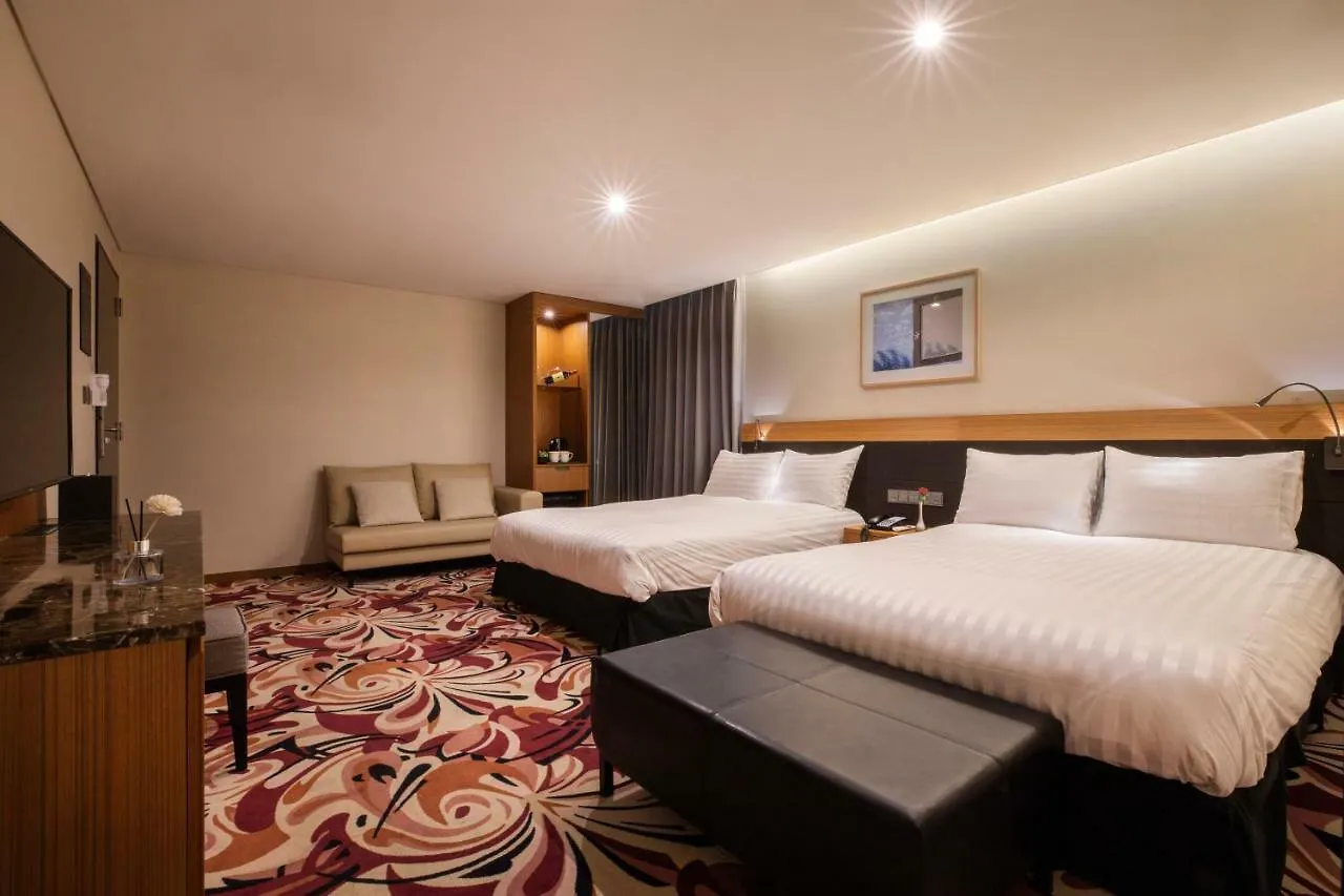 Shin Shin Hotel Jeju Airport 4*,